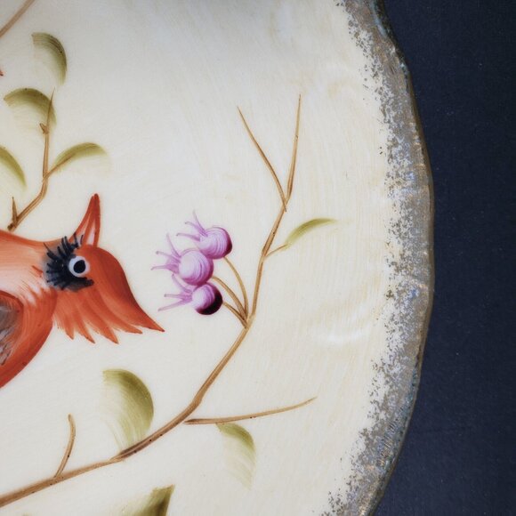 Ceramic Red Cardinals Wall Plate Gold Rim Floral Design 8.25" Diameter - Picture 2 of 7